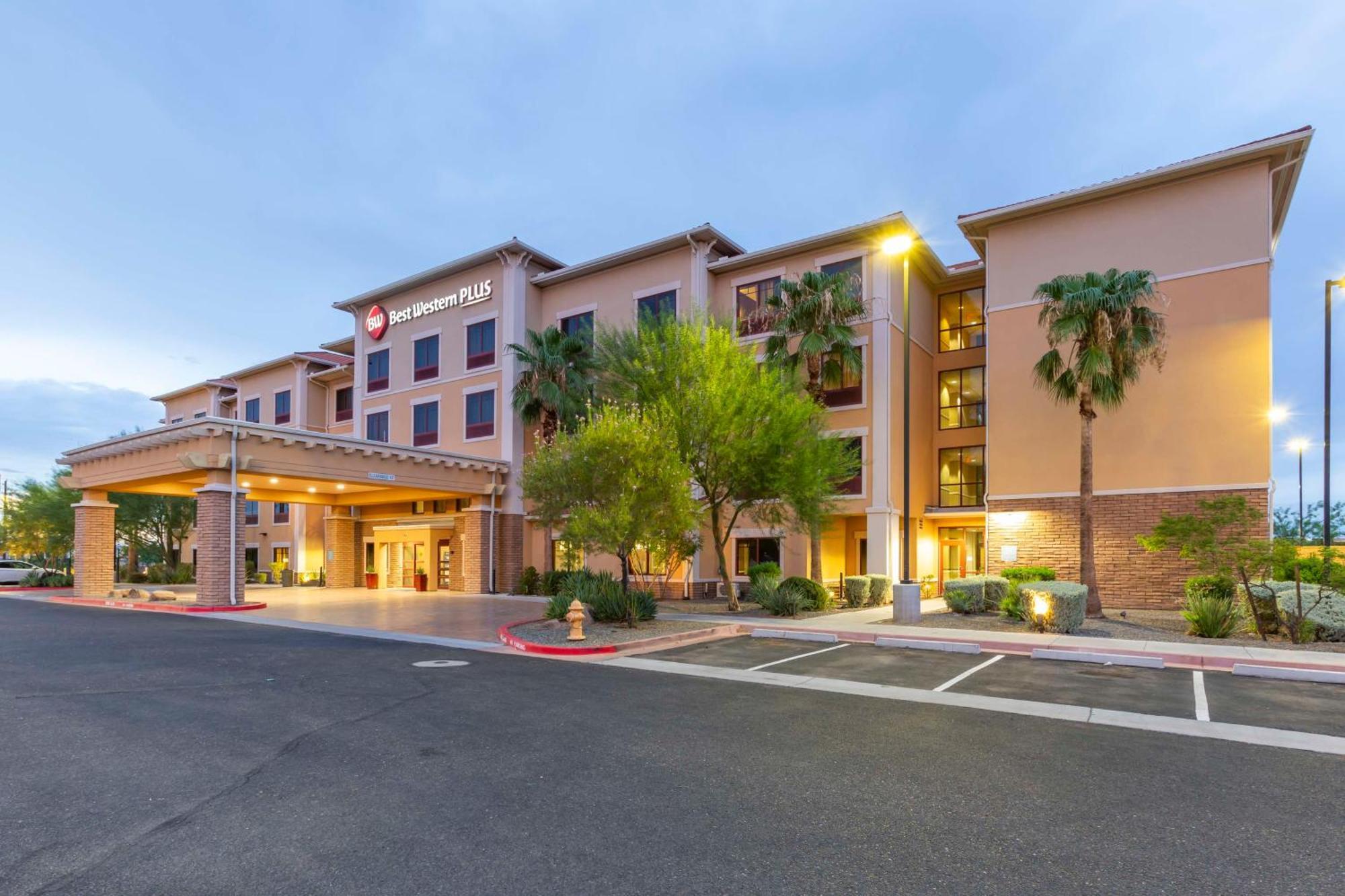 Best Western Plus Chandler Hotel & Suites Esterno foto