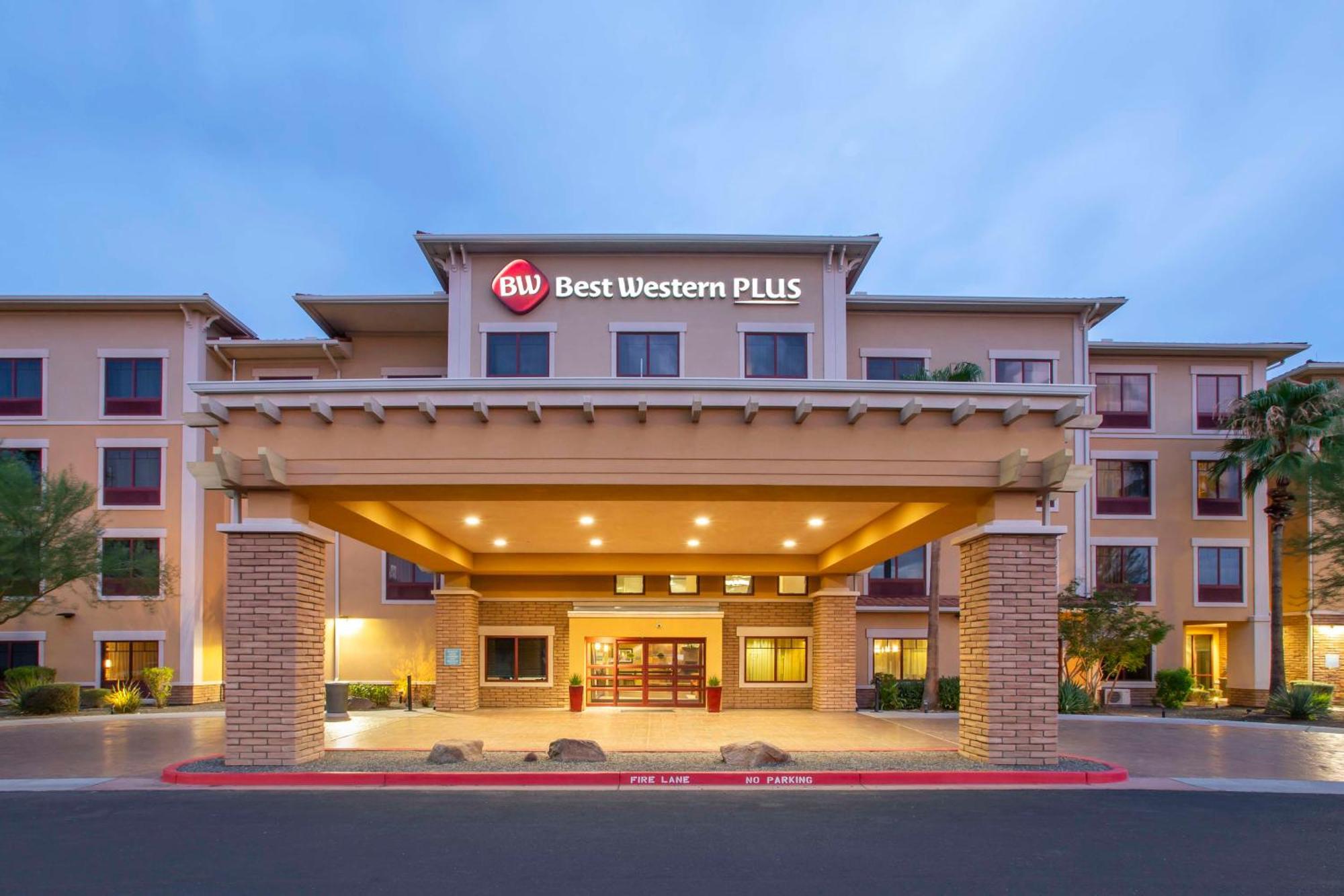 Best Western Plus Chandler Hotel & Suites Esterno foto