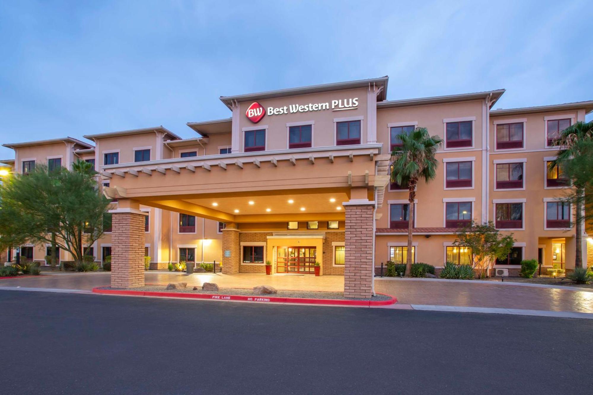 Best Western Plus Chandler Hotel & Suites Esterno foto